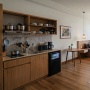 4 Kulkas Mini Murah untuk Apartemen Studio dan Ruang Kerja Minimalis