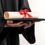 Ijazah Masih Penting, Tapi Kenapa Dunia Kerja Hanya Melihat Portofolio?