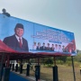 Viral Karpet Biru dan Baliho Sambut Kedatangan Prabowo di Kalteng, Berapa Biayanya?