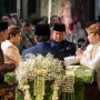 Muka Tegang Prabowo dan Gesture Tangan Jokowi Saat Jadi Saksi Pernikahan Rizky Irmansyah