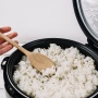 Nasi di Rice Cooker Sering Kuning dan Berair? Kenali 6 Penyebab Utama dan Cara Mengatasinya