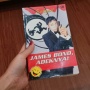 Membaca James Bond, Adeknya! Kekonyolan Aksi Kosim dan Kipoy