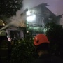 Korsleting Listrik Hanguskan 3 Kontrakan Dekat Stasiun Karet, 35 Warga Kehilangan Tempat Tinggal