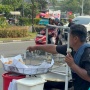Cuan Berkat Unjuk Rasa, Pedagang Kopi hingga Gorengan Panen Omzet