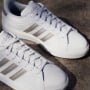 5 Sepatu Jalan Warna Putih Terbaik untuk Harian, Nyaman dan Mudah Dibersihkan