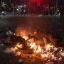 Kericuhan Pecah di Malam Hari Usai Demo 27 Agustus