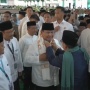 Prabowo Tiba di Jombang, Dapat Sorban Putih dari Pengasuh Ponpes