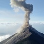 Abu Vulkanik Anak Krakatau dan Pentingnya Membatasi Aktivitas Luar Ruangan