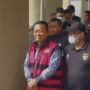 Senyum Tipis Febri Adriansyah Usai 7 Jam Diperiksa Tim 9 Kejagung, Dicecar 22 Pertanyaan