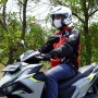 Hujan Abu Vulkanik Datang? Ini Protokol Ketat Berkendara Agar Motor Tetap Sehat dan Selamat