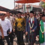 Jokowi Kunjungi Padepokan Anti Galau Cirebon, Hadiri Khitanan Anak Ustaz Ujang Busthomi