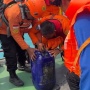 Hari Ke-5 Pencarian Jurnalis Hilang, Tim SAR Temukan Helm dan Jerigen di Perairan Anyer