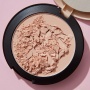 5 Bedak Padat yang Tahan Lama dan Glowing Sesuai Klaim dan Review Pengguna