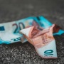 BPS vs Bank Dunia: Mengapa Angka Kemiskinan Indonesia Bisa Berbeda Jauh?