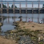 Musim Kemarau Bikin Sungai Cisadane Surut