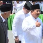 Kenakan Baju Koko Putih, Prabowo Hadiri Resepsi Kesyukuran 100 Tahun Gontor di Ponorogo