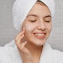 5 Rekomendasi Sunscreen Gel Lokal di Bawah 40 Ribu sesuai Review