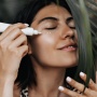 Segar Sekaligus Kencang, 5 Eye Treatment Mentimun untuk Cegah Penuaan Dini