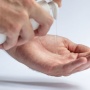 Gel Cleanser Cocok untuk Kulit Apa? Kenali Manfaat dan Cara Memilihnya