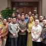 Sambangi Kediaman Kapolri Suyudi, Komisi III DPR Titip Pesan: Benahi Oknum Arogan