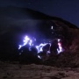 Viral Fenomena 'Blue Fire' di Papandayan, Mengapa Bisa Terjadi?