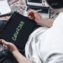 Endingnya Jualan Kelas: Saat Netizen Lelah Jadi Target Pasar Influencer