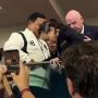Viral Madam Pang Hampir Jatuh ke Pelukan Prabowo Usai Final FIFA ASEAN Cup Bikin Netizen Heboh