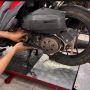 Jangan Tunggu Melar, Intip Rahasia Rawat 'Sabuk Nyawa' CVT Motor Matik Biar Aman Di Jalan