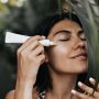 8 Rekomendasi Sunscreen Niacinamide Lokal Mencerahkan Wajah Kusam