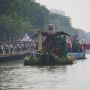 Jadi Pengingat Darurat Sampah Jakarta, Puluhan Ribu Botol Plastik Berlayar di Danau Sunter