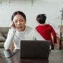 The Second Shift: Beban Tak Terlihat Perempuan Modern setelah Jam Kantor