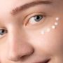 Tampil Muda! 5 Lifting Eye Cream Pilihan untuk Mata Bebas Kerutan