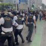 Bentrok Pecah di Grand Indonesia, Massa Demo Kena Hantam Baton dan Helm Aparat