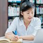 Bukan Anti-Bahasa Baku, Gen Z Hanya Belum Temukan Cara Belajar yang Relevan