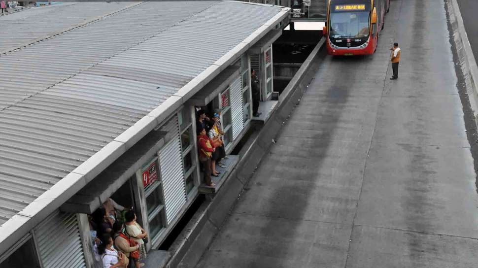 Transjakarta Perpanjangan Jam Operasional Layanan Empat Rute