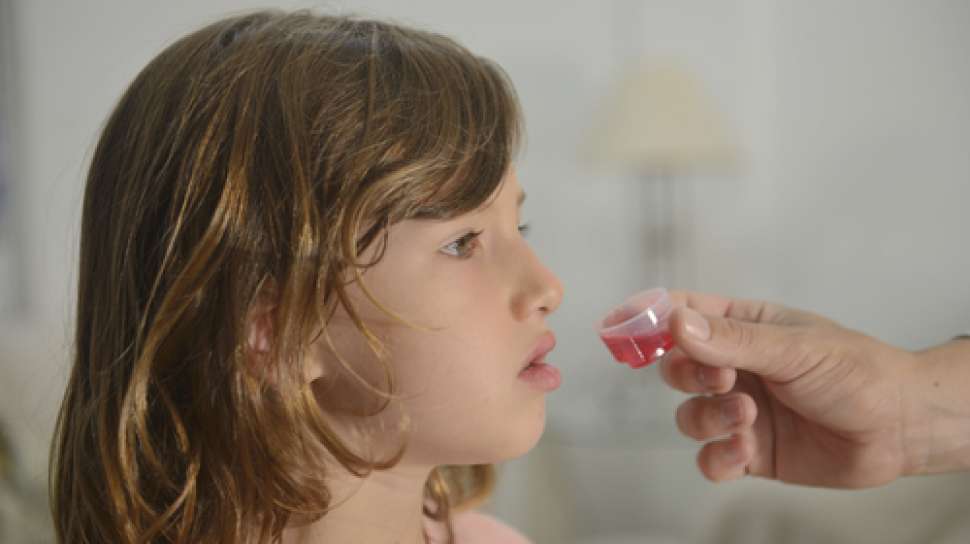 Si Kecil Susah Minum Obat? Simak 6 Tips Jitu Membujuk Anak