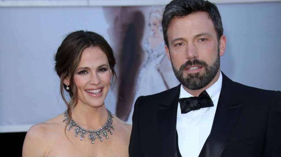 Digugat Cerai, Ben Affleck 'Minggat' dari Rumah