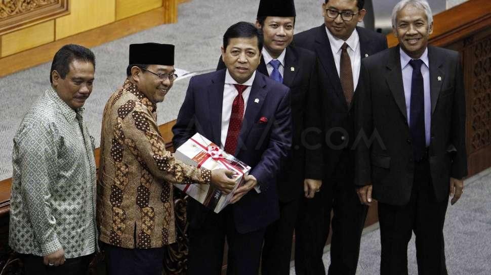 BPK memberikan predikat Wajar dengan Pengecualian (WDP) atas Laporan Keuangan Pemerintah Pusat (LKPP) 2014. 