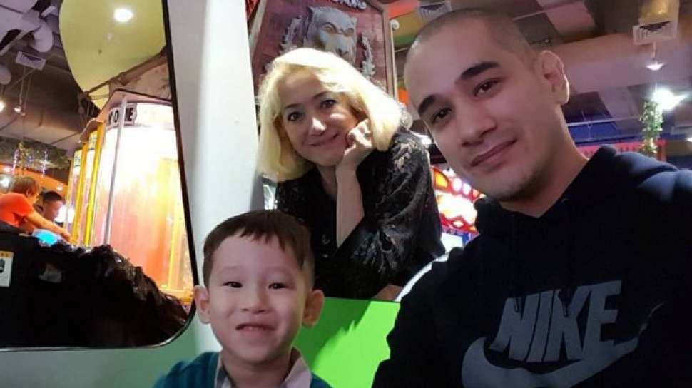 Hari Ibu, Kisah Okan Bertemu Ibu Kandung Setelah 30 Tahun Pisah