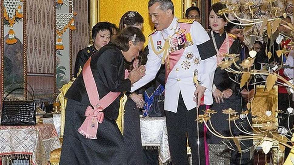 Maha Vajiralongkorn Resmi Jadi Raja Thailand 9949