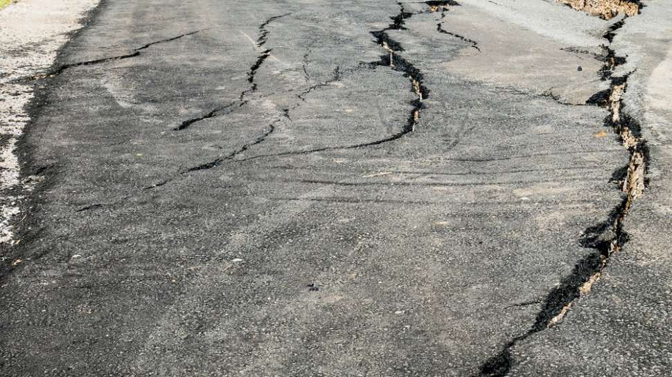 Data BPS : 13,3 Kilometer Jalan di Bogor Rusak Berat