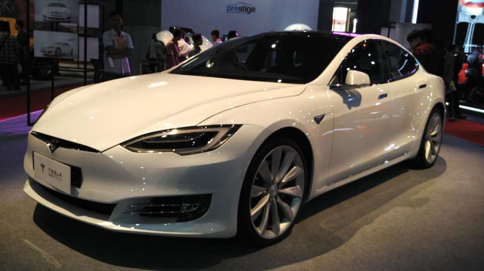 Tesla Model S P100d Mengaspal Di Tanah Air Harga Rp4 4 M