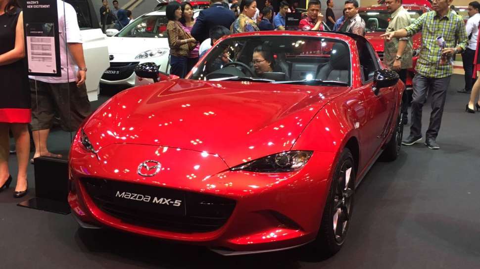 Belum Meluncur dan Belum Ada Harga, Mazda MX-5 RF Sudah Dipesan