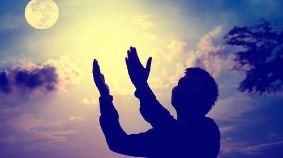 6 Doa Cepat Kaya dalam 1 Hari dan Diberikan Rezeki yang Melimpah oleh Allah  SWT - Hot
