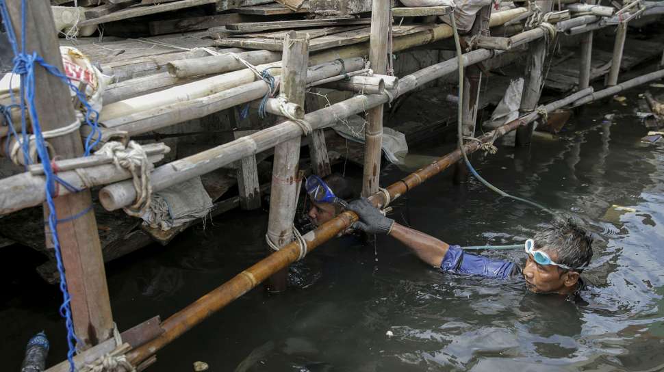 Perbaikan Tanggul Jebol Luar Batang Bagian 5