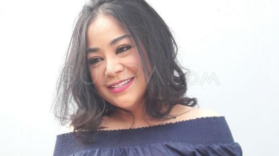 Interview Annisa Bahar Singgung Pernikahan Diam Diam Juwita Bahar