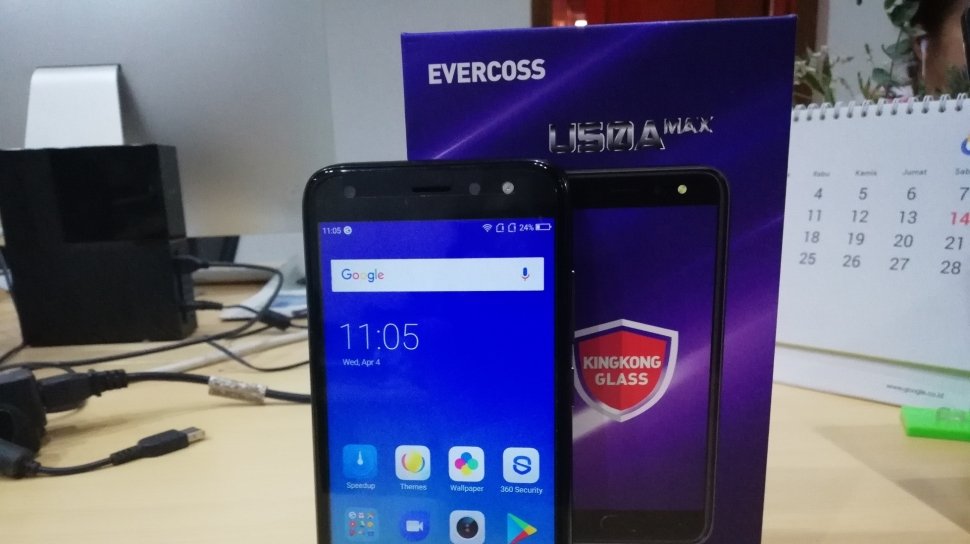 Lebih Dekat Dengan Evercoss U50a Max Ponsel Empat Kamera