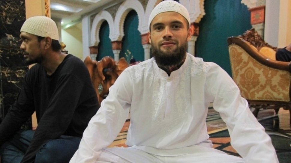 Mualaf, Diego Michiels Ungkap Islam dan Keluarga Memberinya Kedamaian