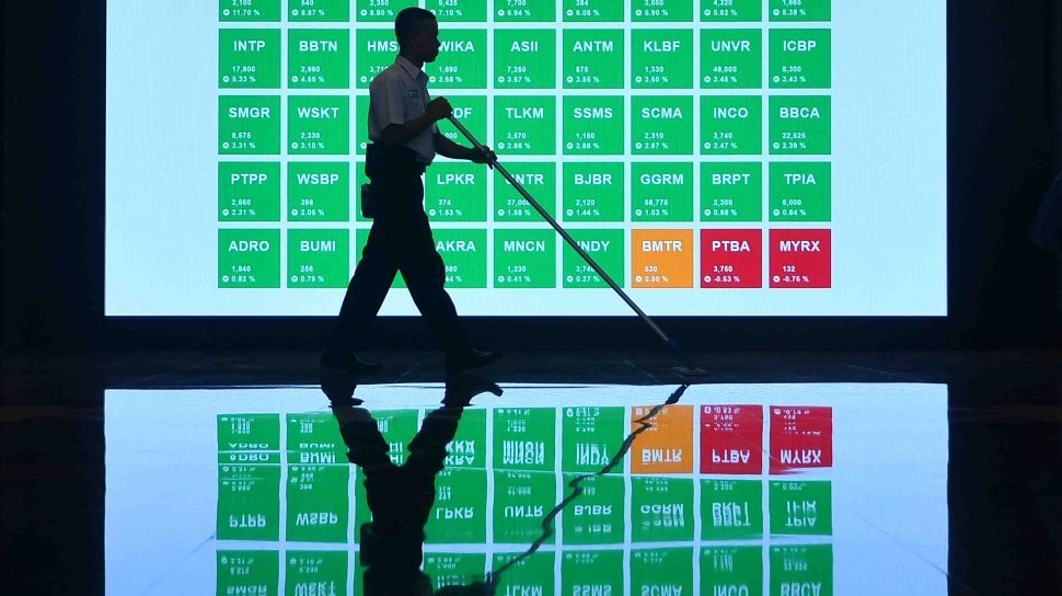 Jelang Akhir Pekan, IHSG Dibuka Menguat ke Level 6.145