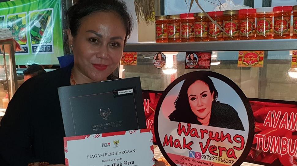 Mak Vera Jualan Ayam Tumbuk Makanan Favorit Olga Syahputra